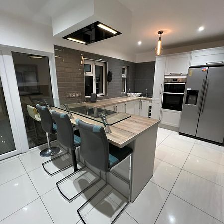 Lovely Dublin Home - Just 15 Mins To City Centre 外观 照片